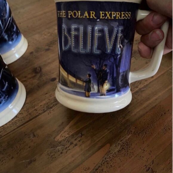 The Polar Express Ticket 3D Train Set 4 Mug Cups Christmas Warner Bros. - Picture 3 of 5